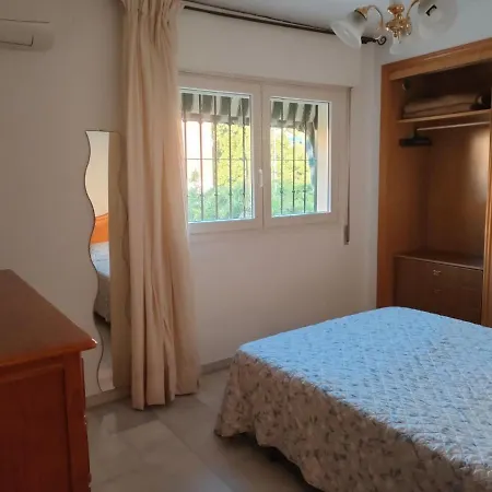 Jazmines, 2 Grenada